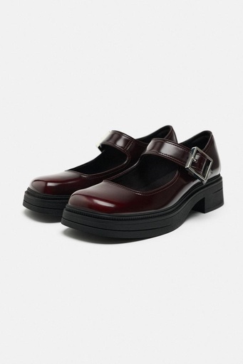 BUCKLED BALLET FLATS