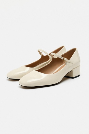 FAUX PATENT BALLET FLATS